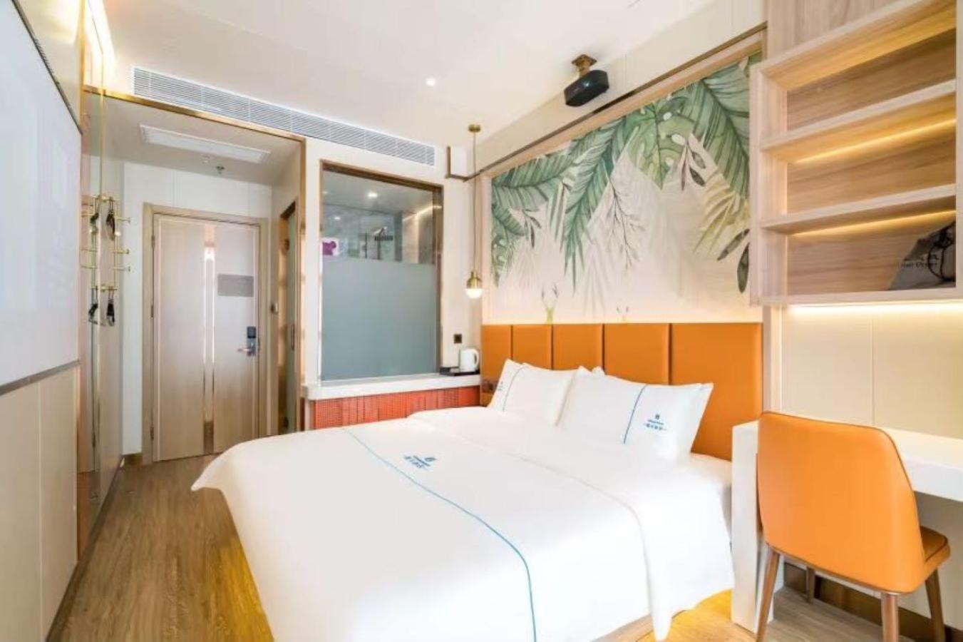 Dequan Luxury Cbd Branchcoffee, Fruits, Snacks, A Gym And A Laundry Are Provided For Free In The Lobby 3*